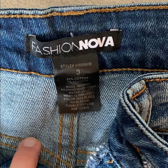 Fashion Nova Stressed out Boyfriend jeans - Picture 4 of 4